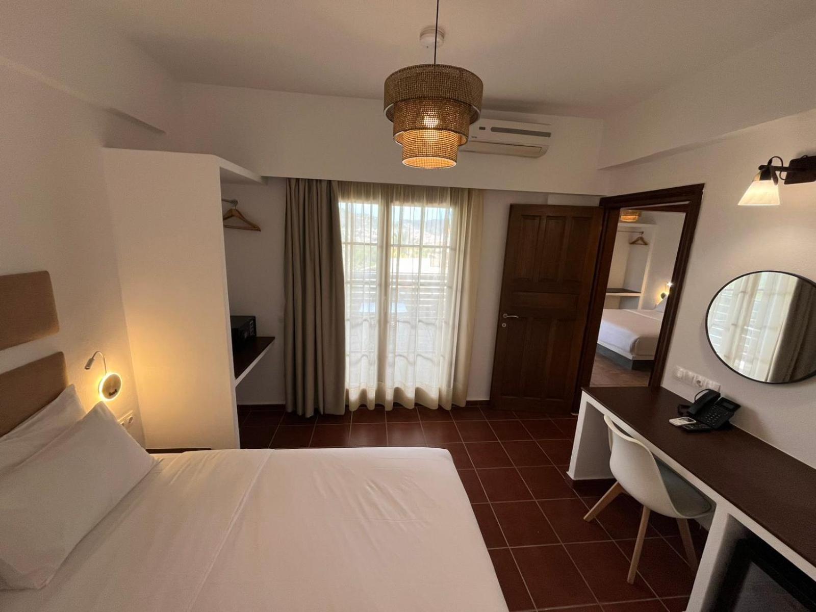 Skopelos Holidays Hotel & Spa Exterior foto